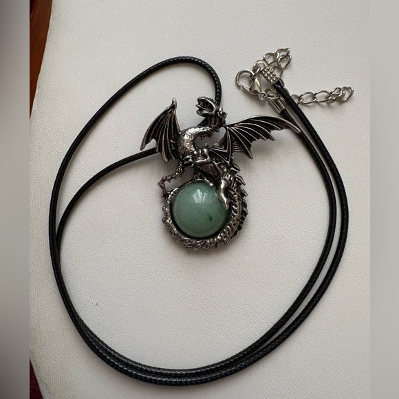 New Silver Dragon Pendant Necklace with Adventurine Gemstone - Picture 3 of 3